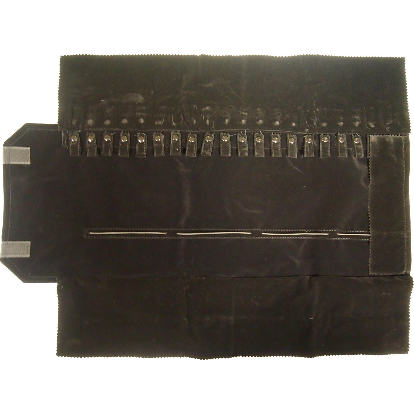 Black Velvet Chain Roll Up 20 Snaps Travel Display FindingKing