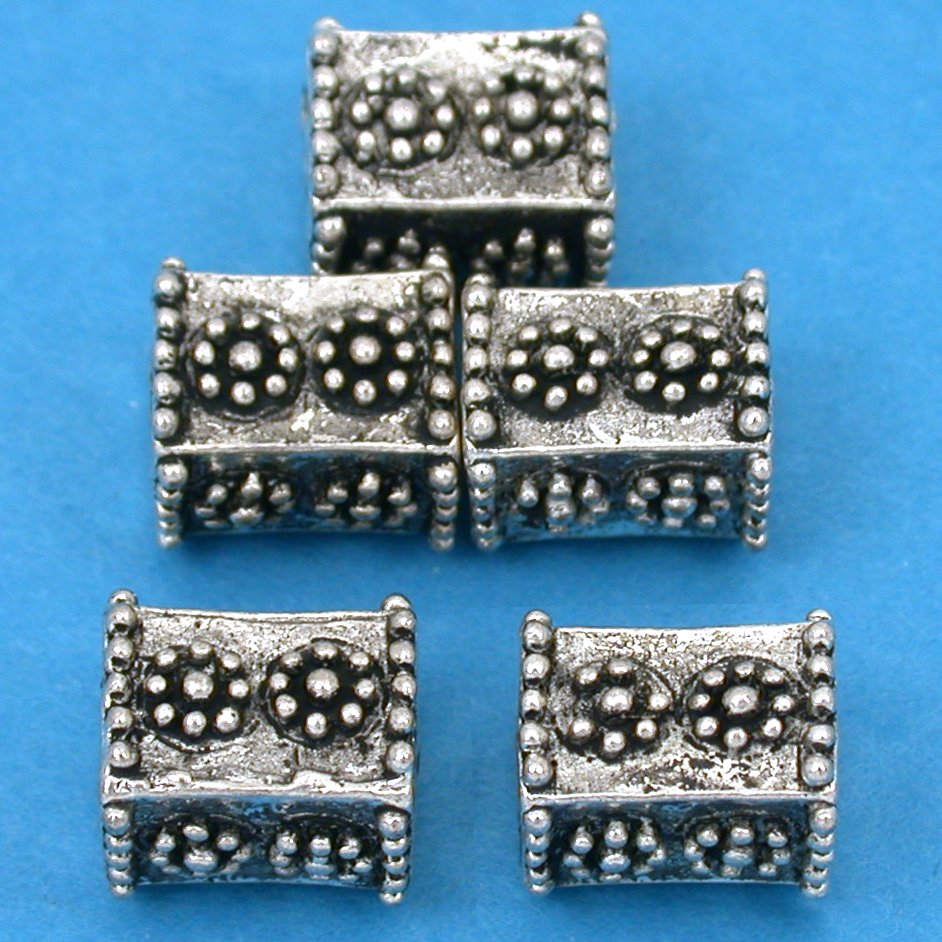 Bali Cube Daisy Antique Silver Plated Beads 10mm 17 Grams 5Pcs Approx.