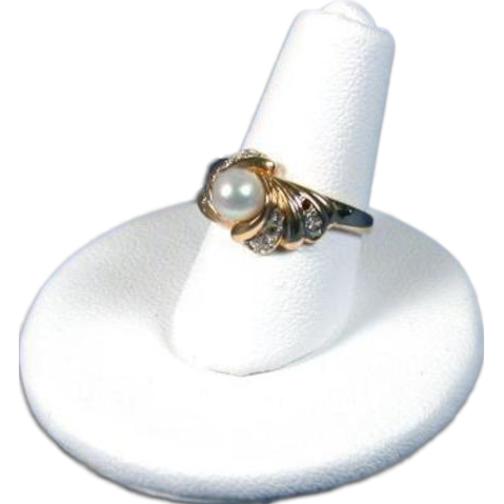 3 White Leather Ring Finger Display Jewelry Showcase