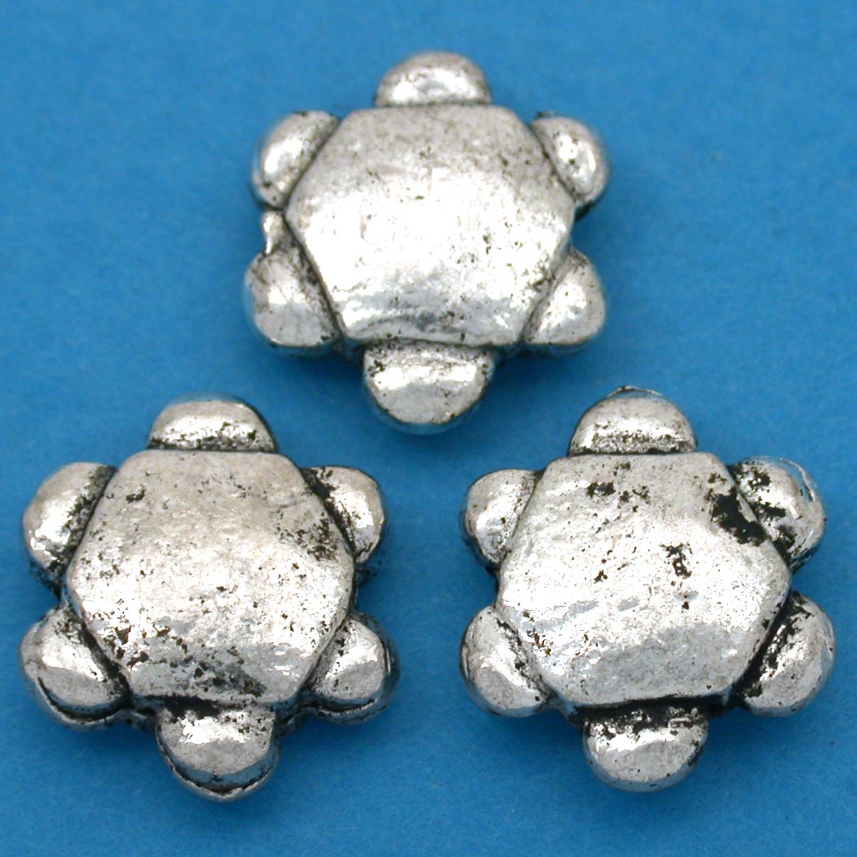 Flower Antique Silver Plated Beads 15mm 15 Grams 3Pcs Approx.